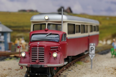 LT4