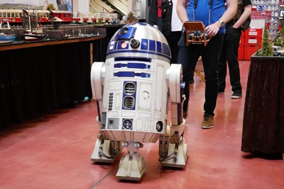 R2D2